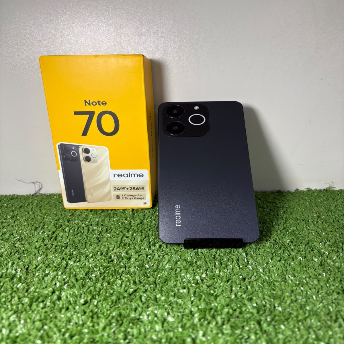 Realme note 70